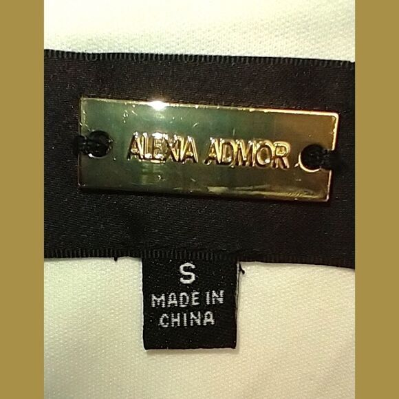 ALEXIA ADMOR Bright Floral Sleeveless Tank Top - Picture 3 of 13